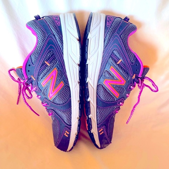 🌟 New Balance Sport Shoe - size 9 - Picture 6 of 6